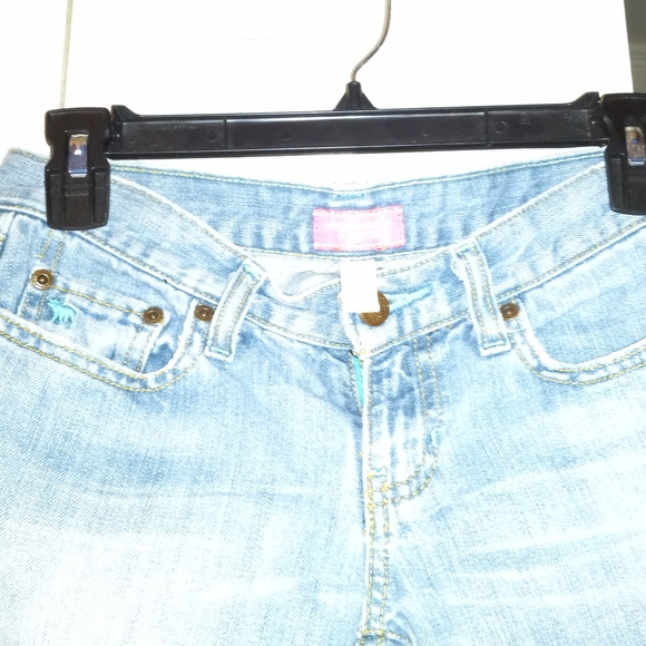 Abercrombie  Jean Capri - Picture 2 of 3